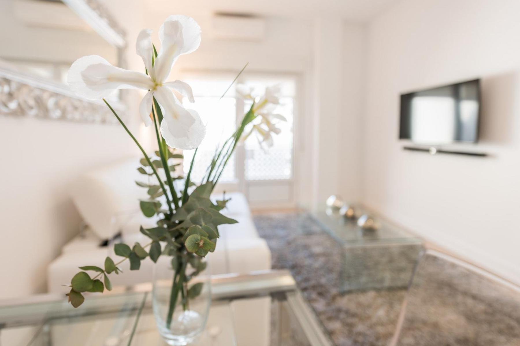 Chueca Suites มาดริด ภายนอก รูปภาพ
