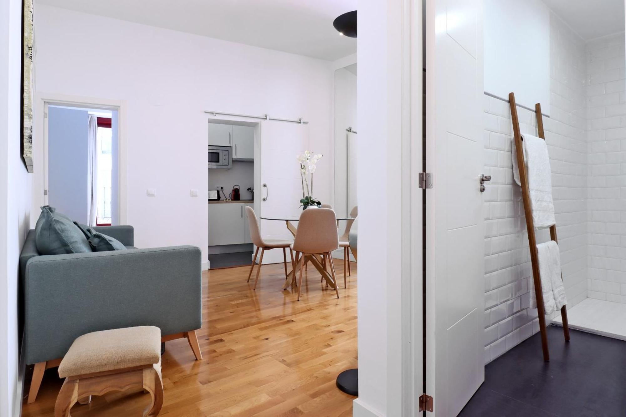 Chueca Suites มาดริด ภายนอก รูปภาพ