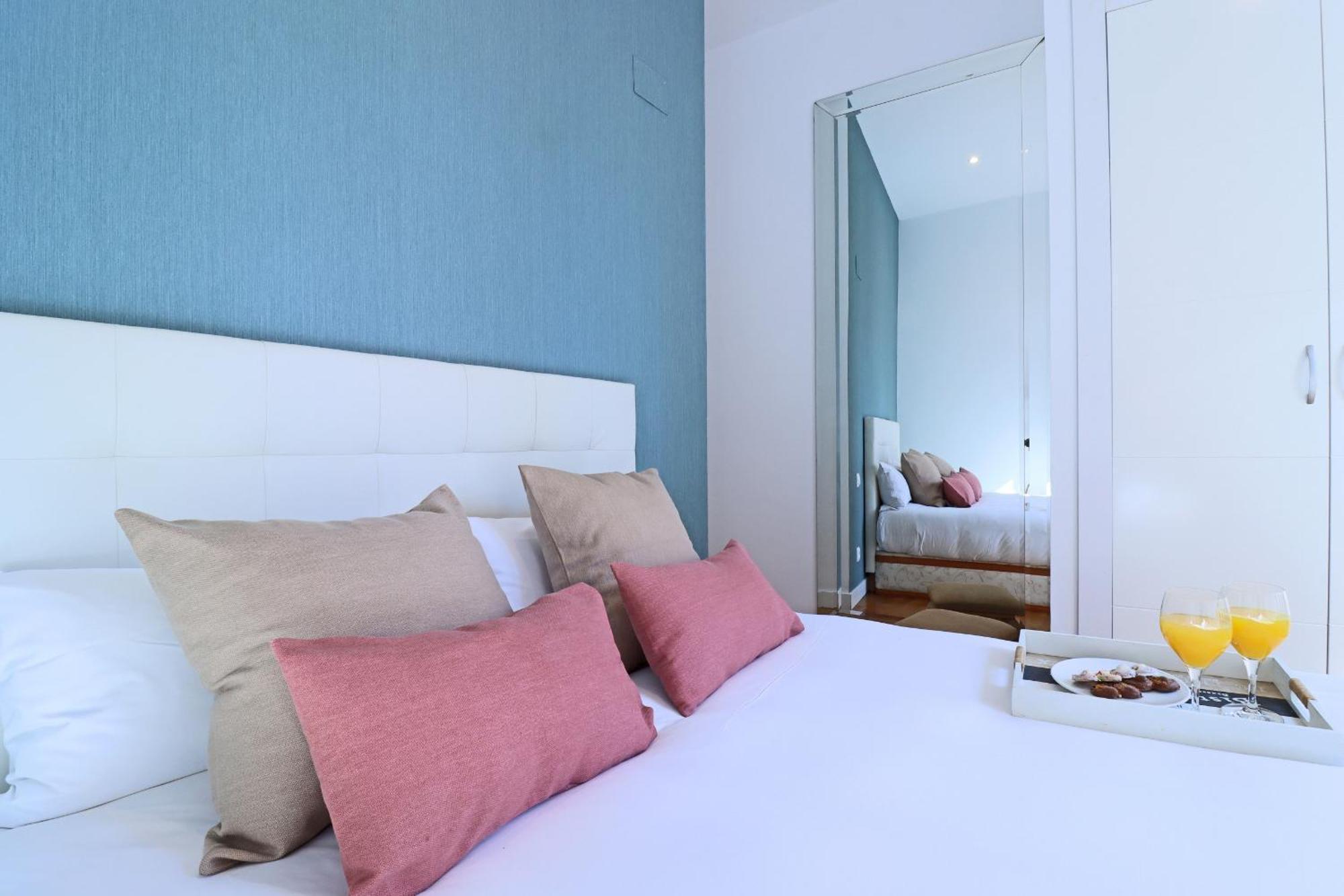 Chueca Suites มาดริด ภายนอก รูปภาพ