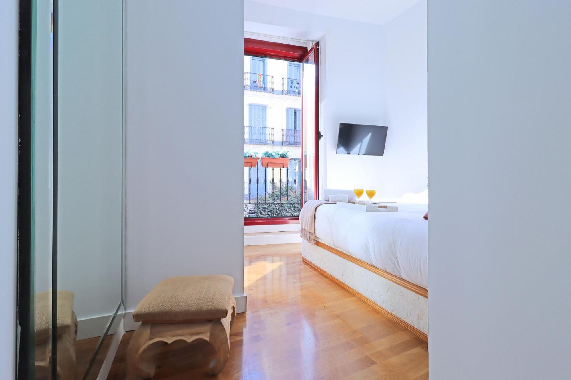 Chueca Suites มาดริด ภายนอก รูปภาพ