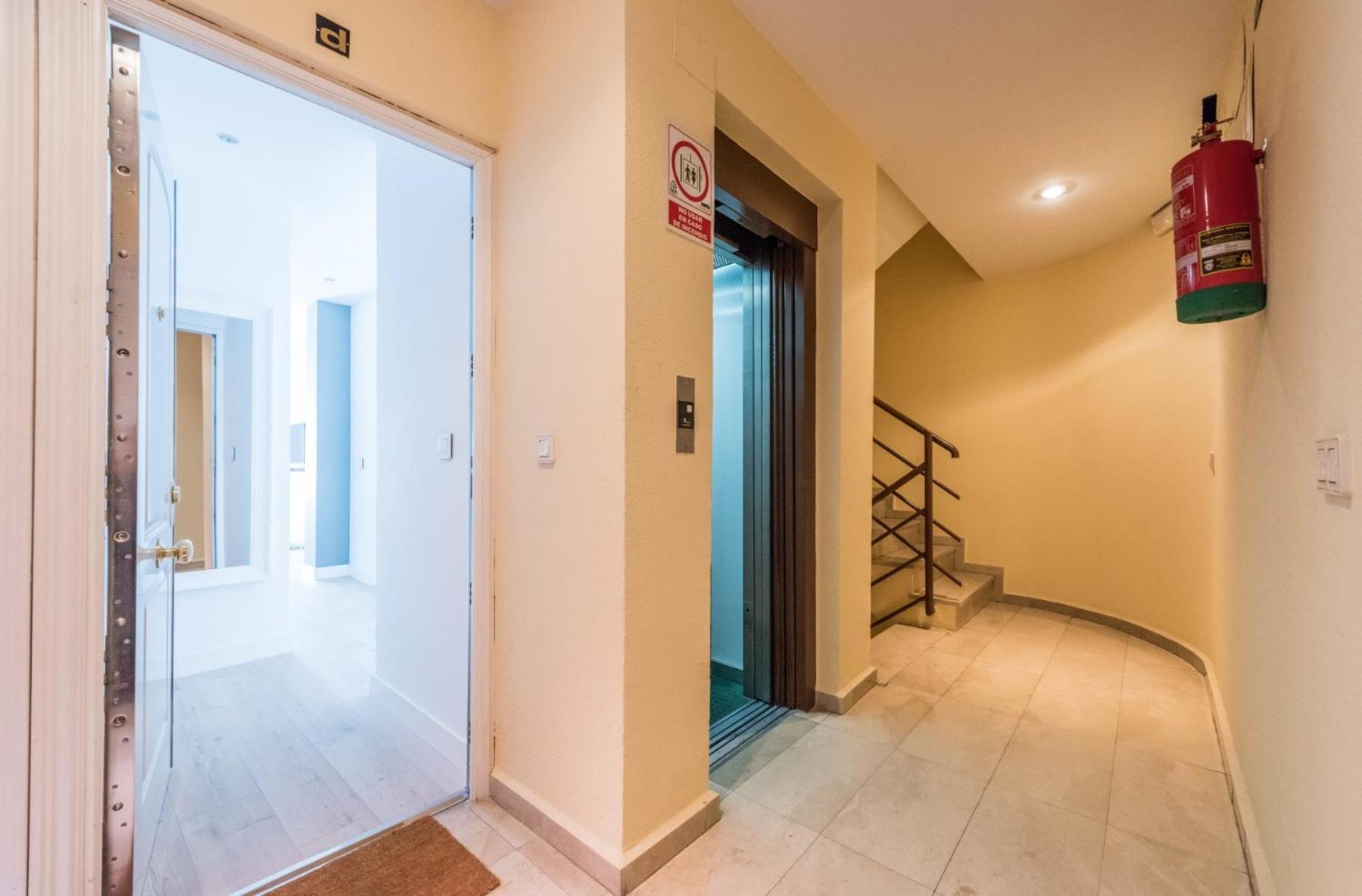 Chueca Suites มาดริด ภายนอก รูปภาพ